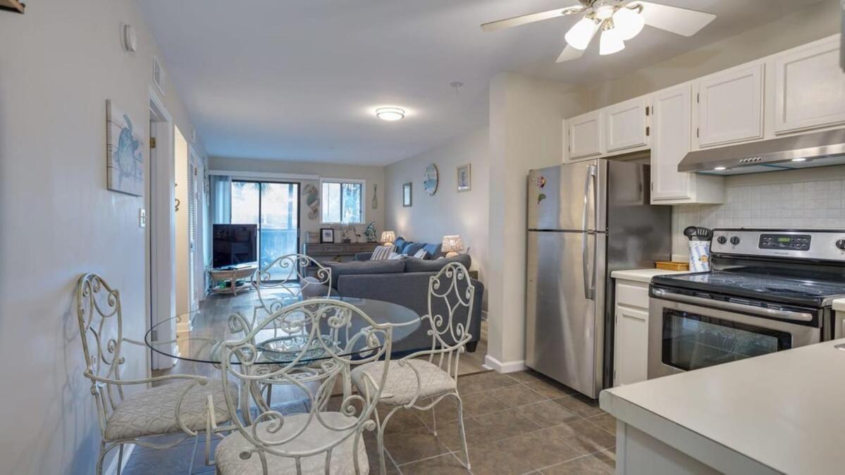 Walk To The Beach Waterfront Oasis Hilton Head Island Exterior foto